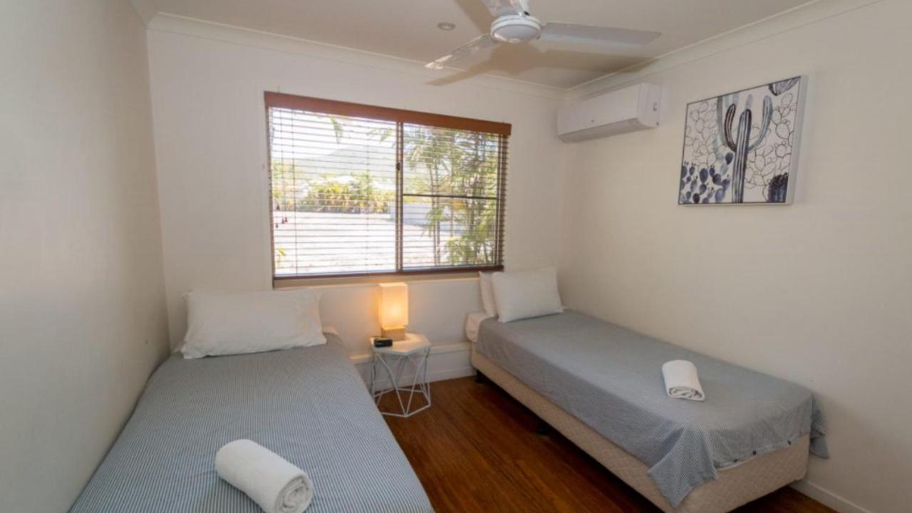 Dolphin Escape Holiday House Horseshoe Bay Exterior photo